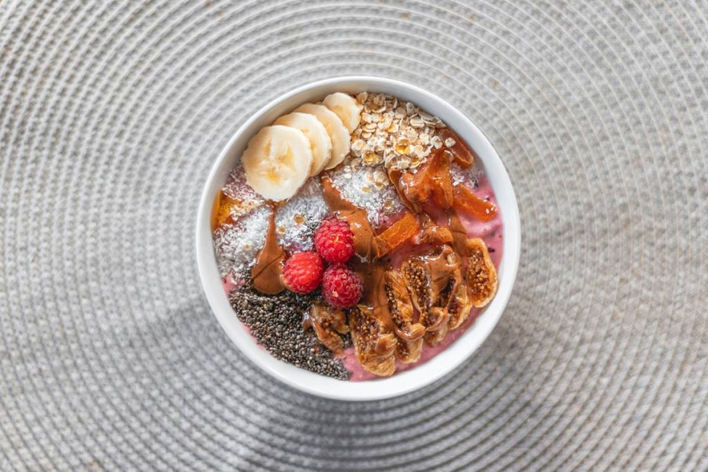 Top supplements to add to smoothies for glowing skin and lasting energy